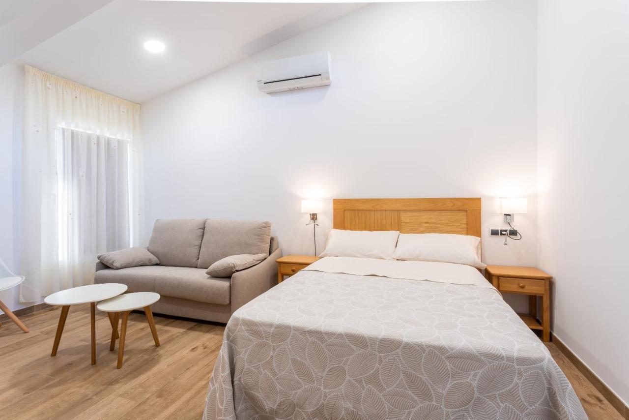 Hotel Donas E Cabaleiros Boqueixon Luaran gambar